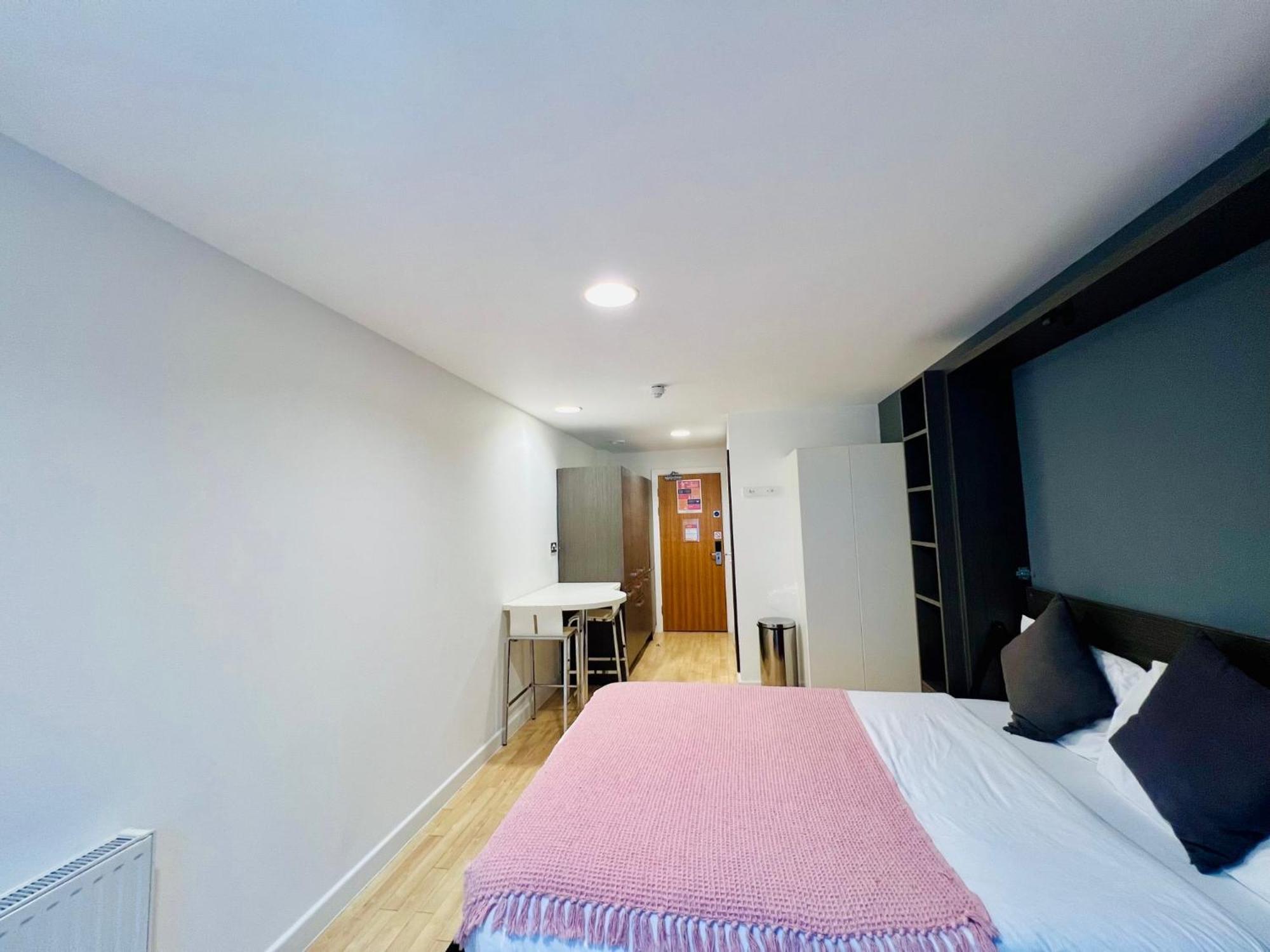 Stuhomes - Arundel House * London