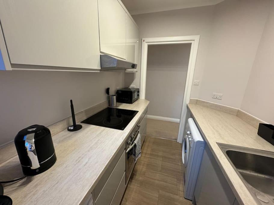 Hyde Park Great 1 Bedroom Flat Apartment *