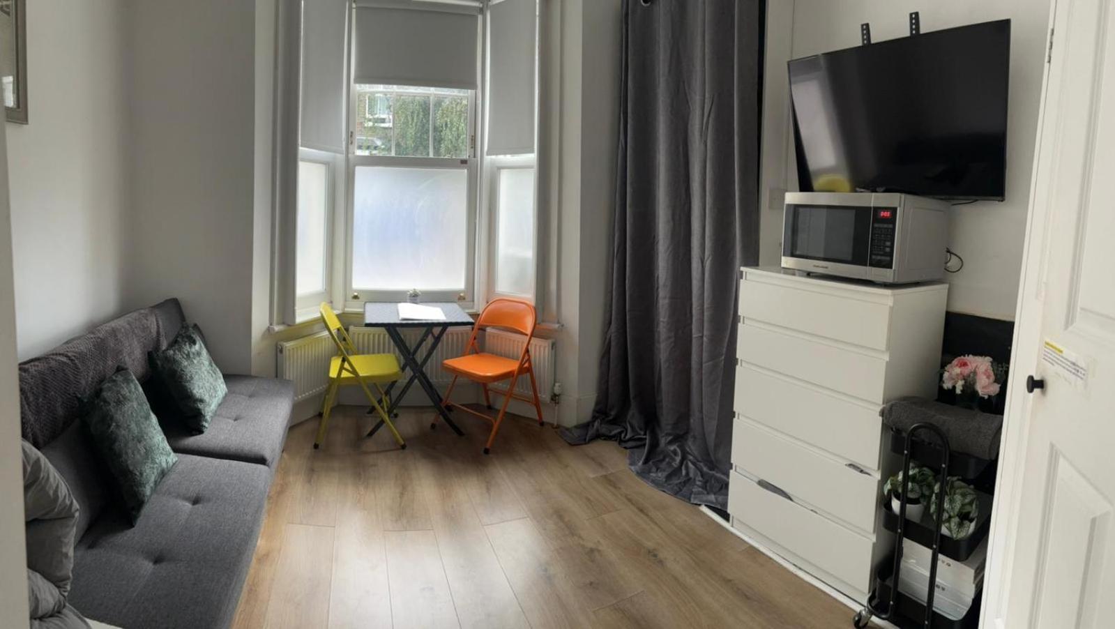 Apartment Comfy In Wandsworth Town London