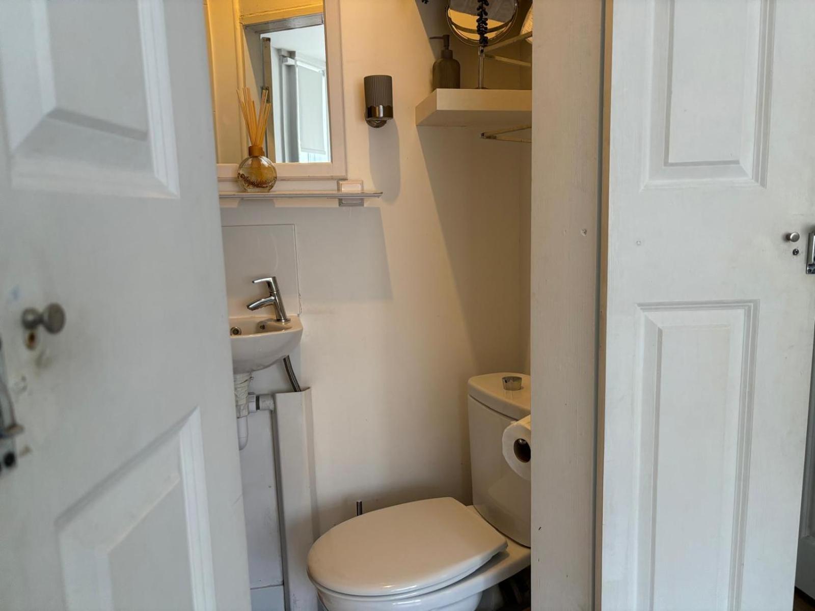 Comfy In Wandsworth Town * London