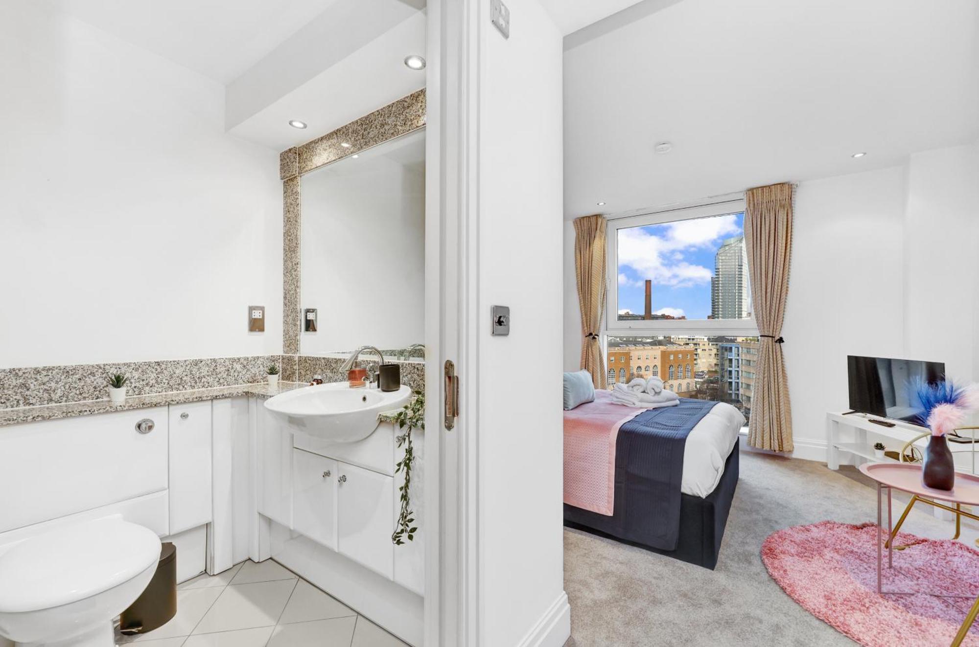 Appartement Sleeps 8, Parking, River Views, Chelsea 3 Bdr *