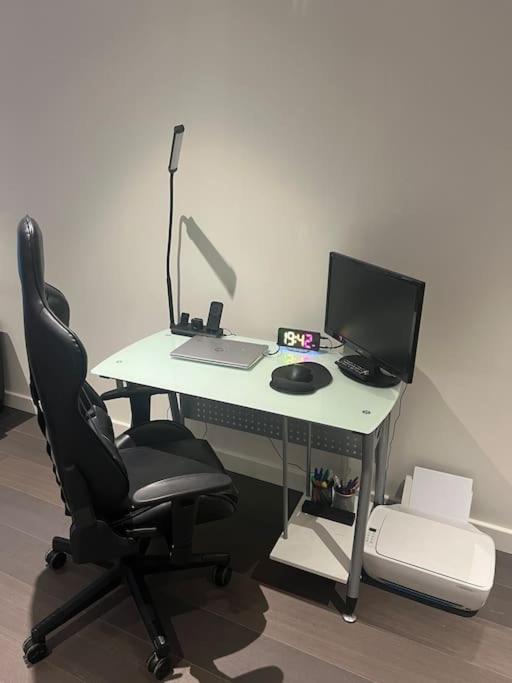Lushpen - O2 Arena Apartamento *