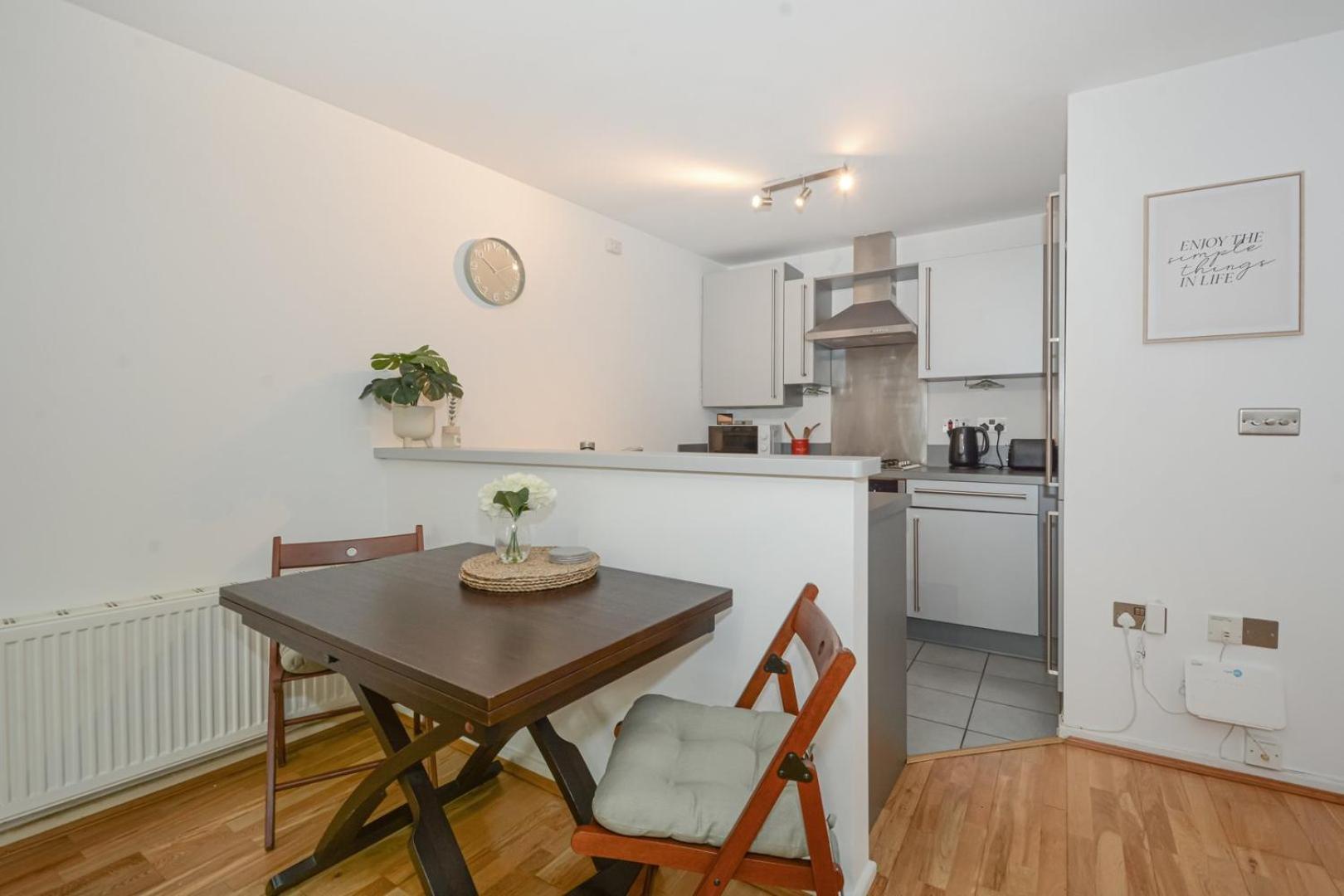 Apartment Guestready - Elegant Getaway In London
