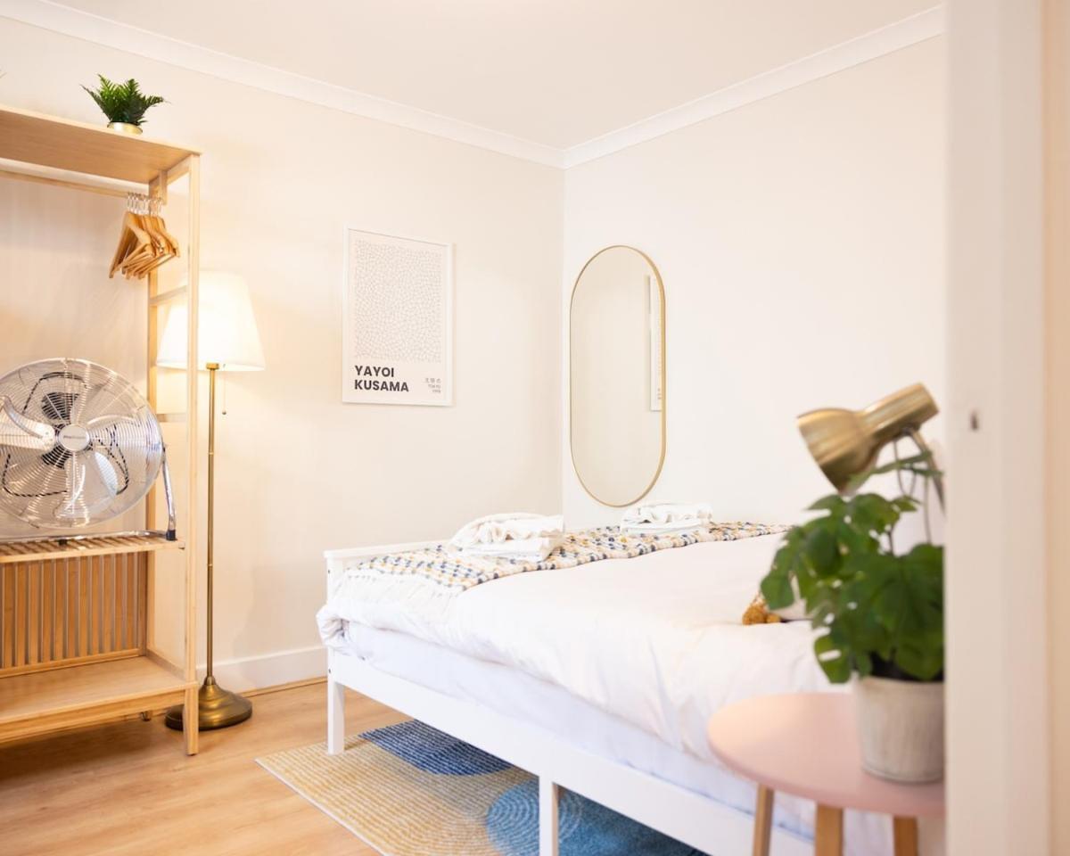 Centre Hideaway 100m From Trafalgar Square Leilighet London