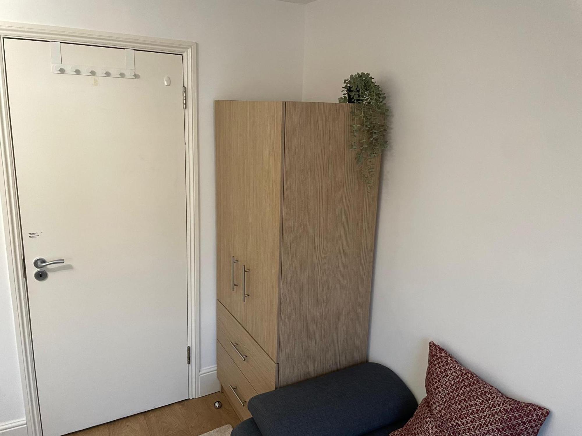 Apartment Caledonian Spacious *