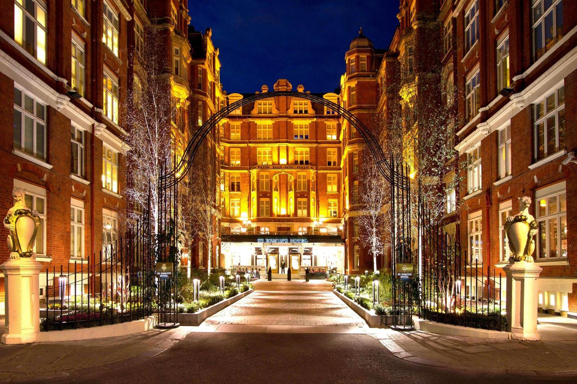 St. Ermin's Hotel, Autograph Collection 4* Londen