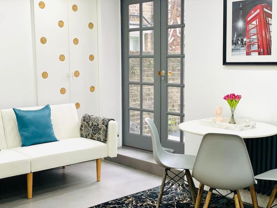 Beautiful House In Little Venice Holiday home