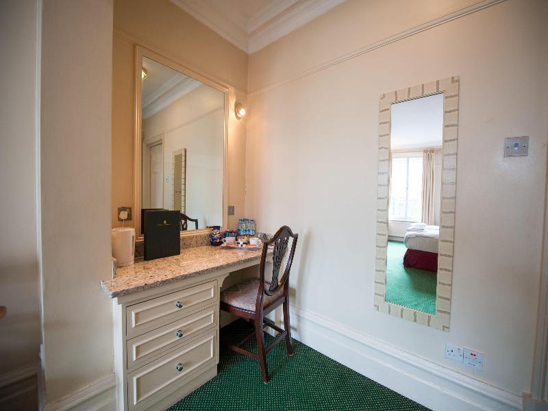 Knightsbridge 4* London