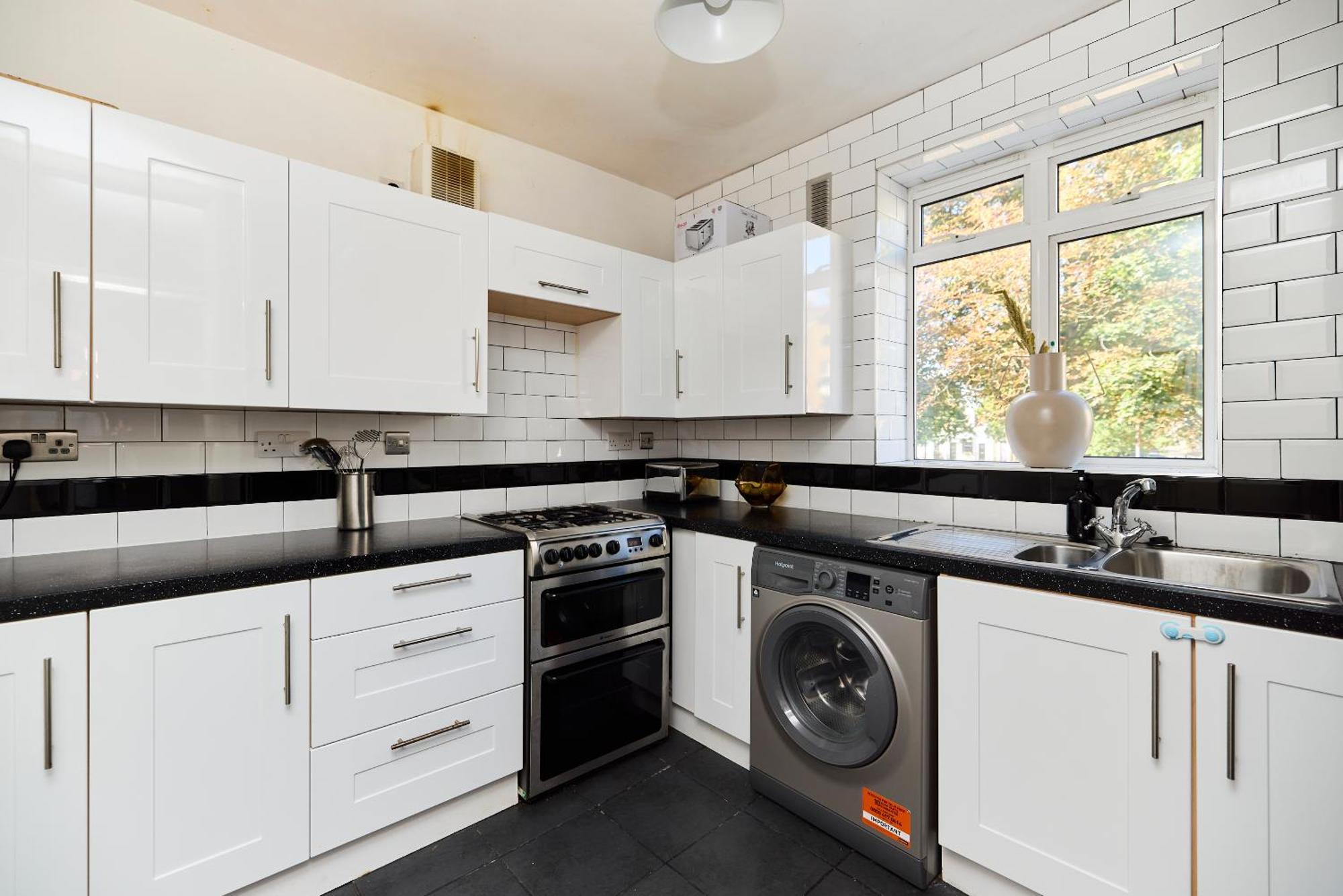 Appartement The Holloway Place - Modern 1bdr Flat With Balcony *