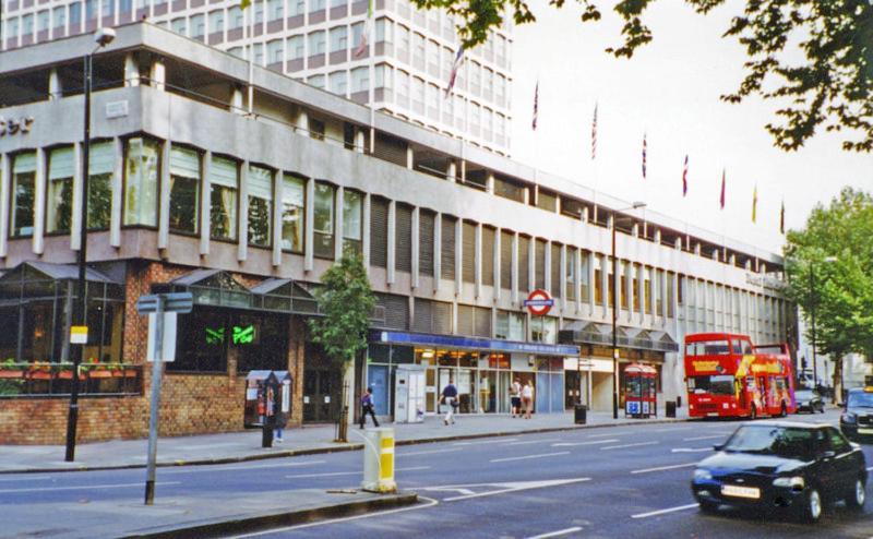 Apartment Budget Spacious Flat Fits 5 People In W2 *