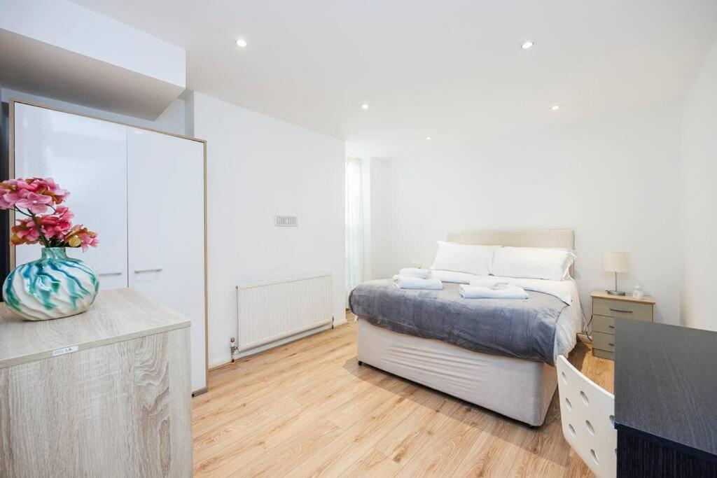 2br Hideaway In Clerkenwell Apartment London