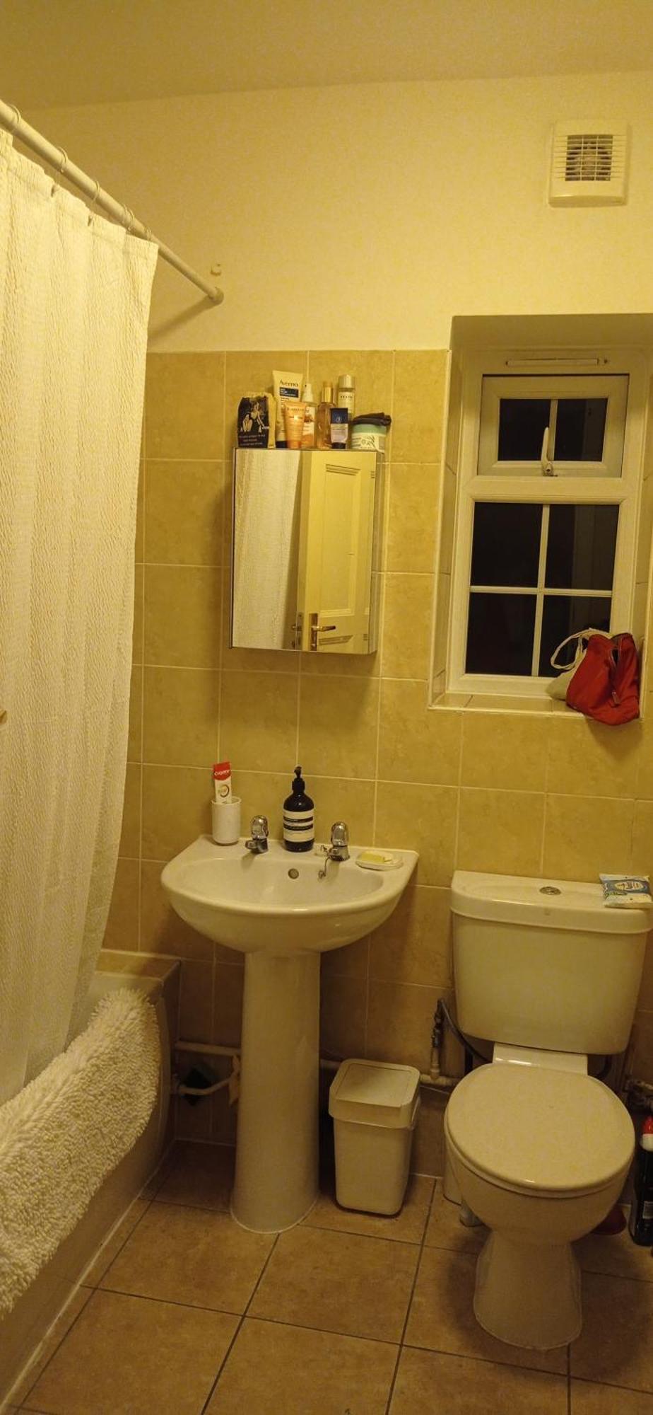 Sunny And Spacious Flat In Nw3 Apartment
