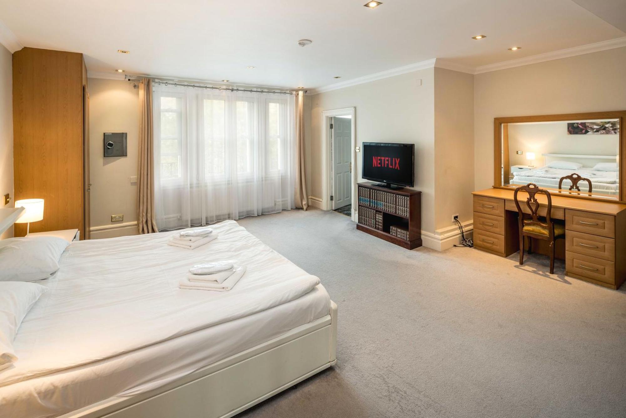 Kensington Skyline Penthouse Apartamento *