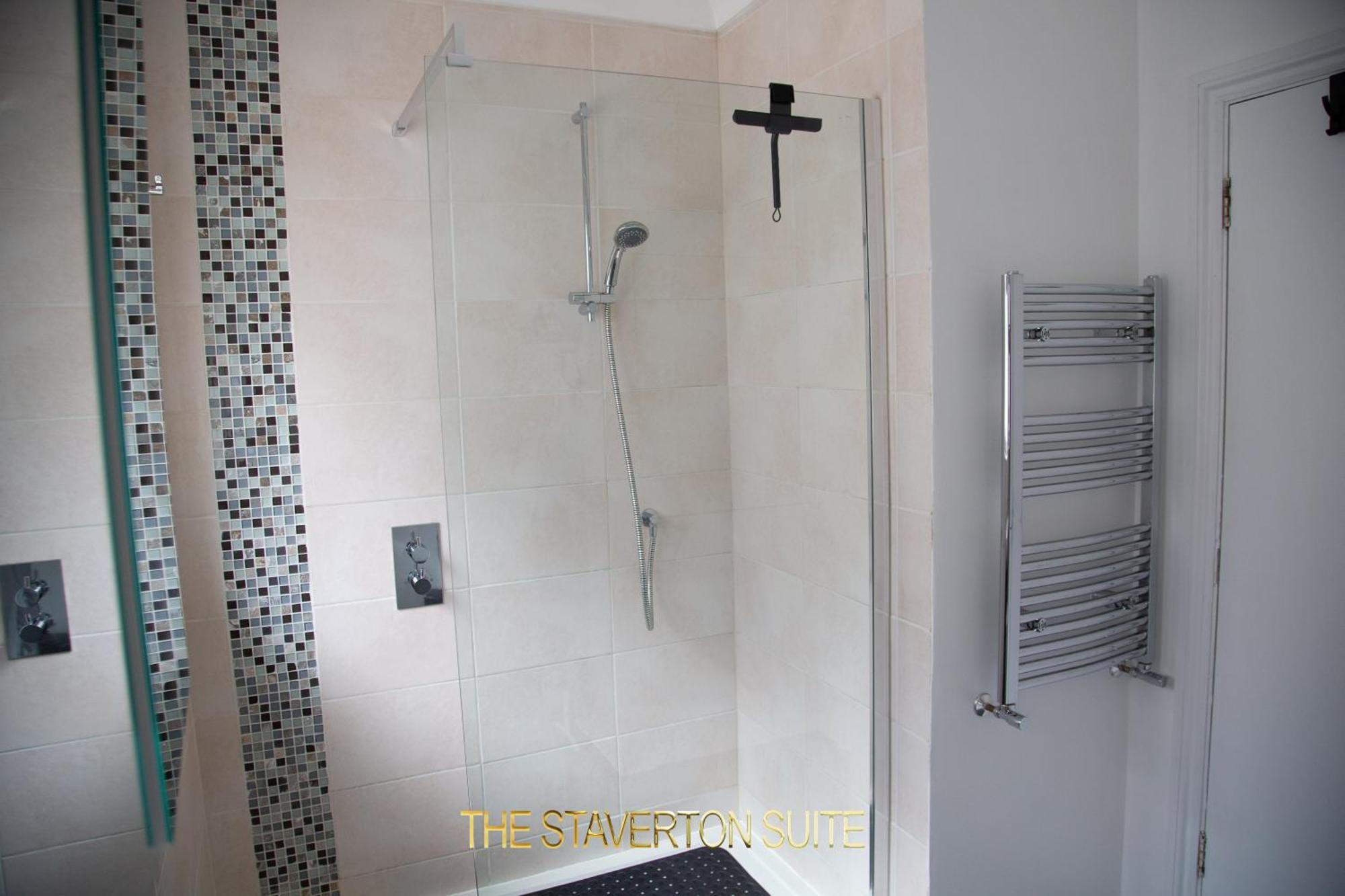 Apartment The Staverton Suite, *