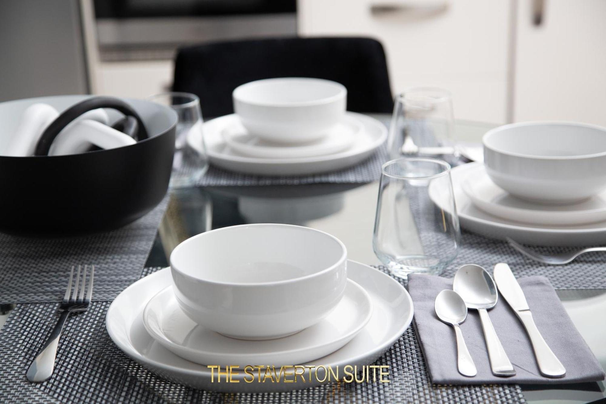 The Staverton Suite, Apartment