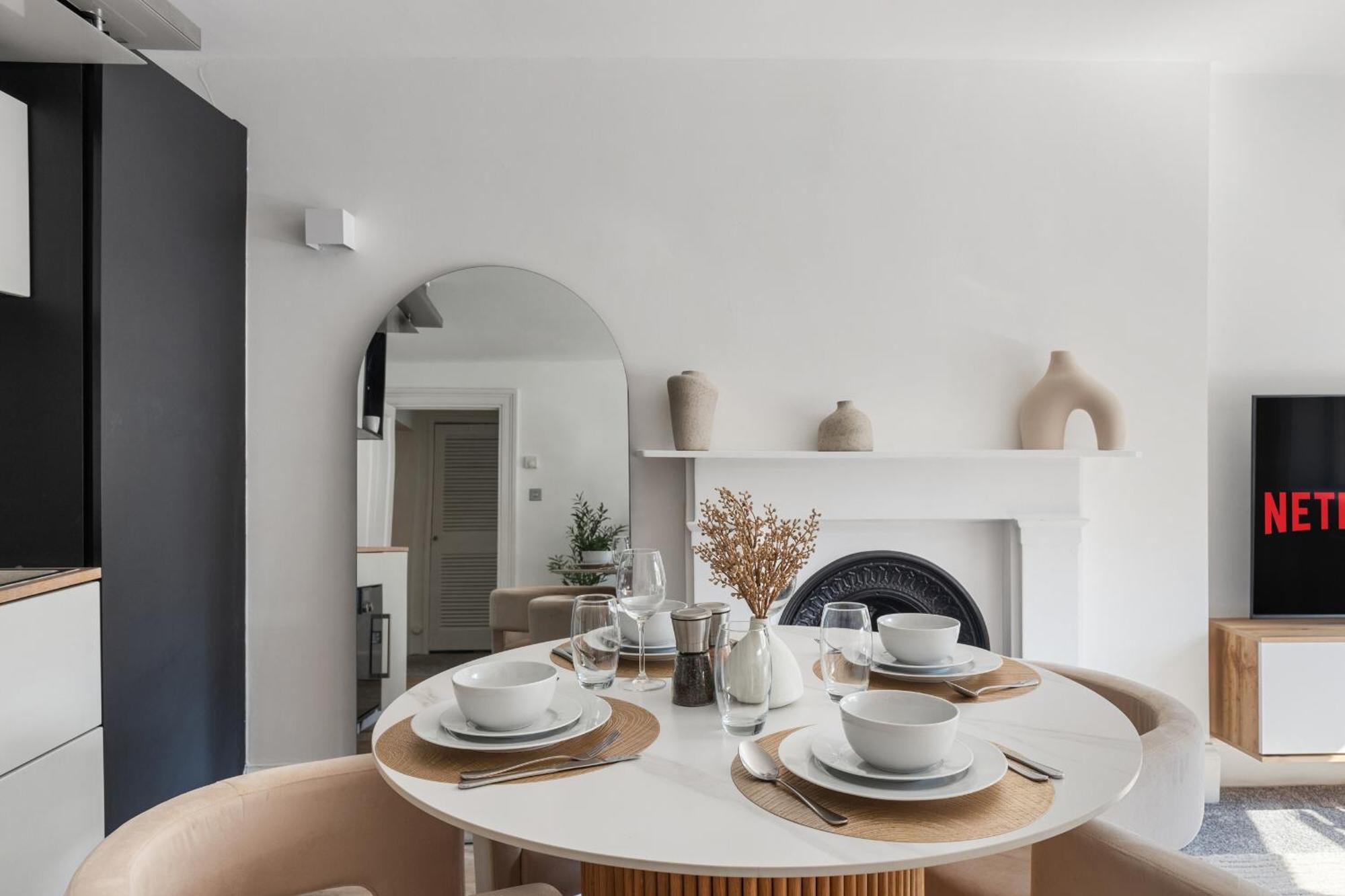 Serenity Escape - La Reserve Knightsbridge * Londen