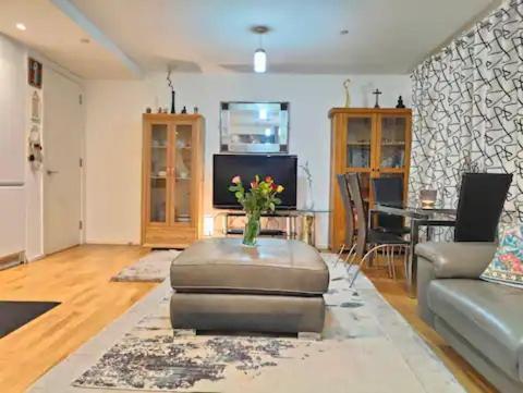 Homestay Canary Wharf *