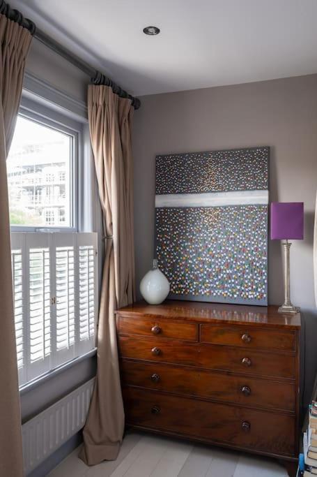 Iconic House In Wandsworth Ferienhaus