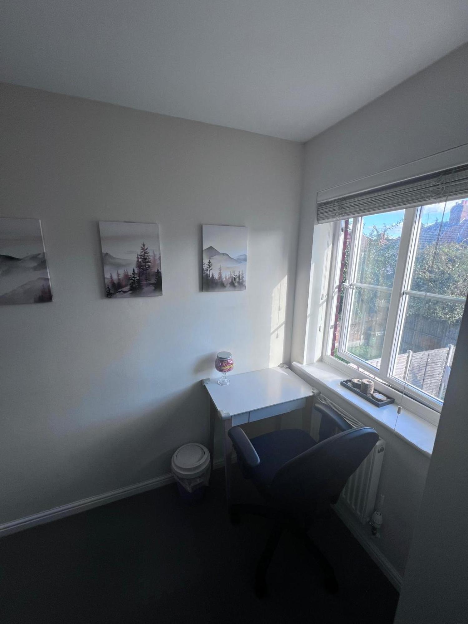 Habitación en casa particular Excel Single - 5mins To Excel & 10mins To Canary Wharf