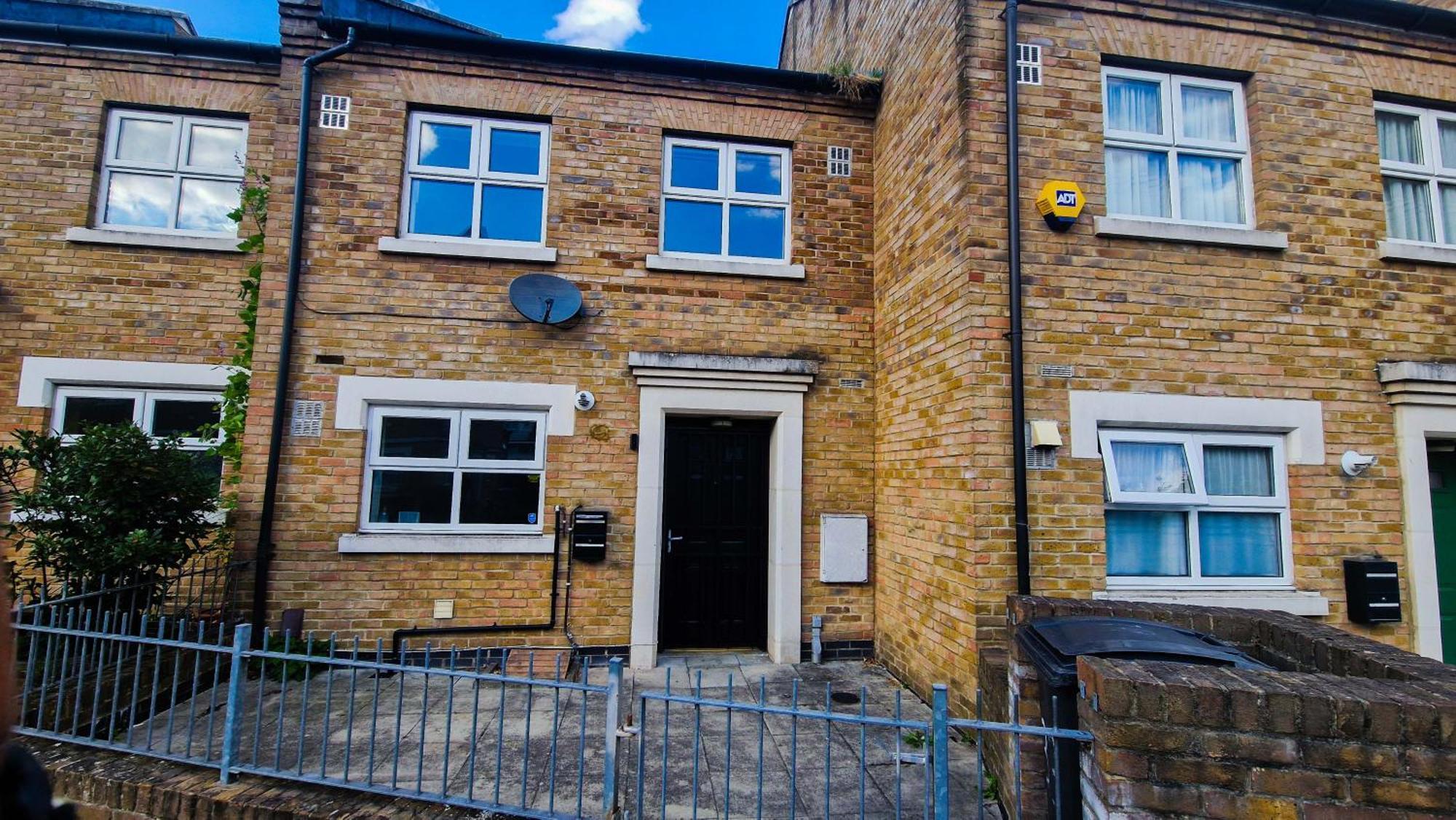 Cozylease 3-bed Canary Wharf Retreat,near Lcy Holiday home
