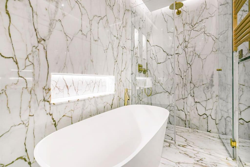 Ultra Luxury Holland Park Apartamento Londres