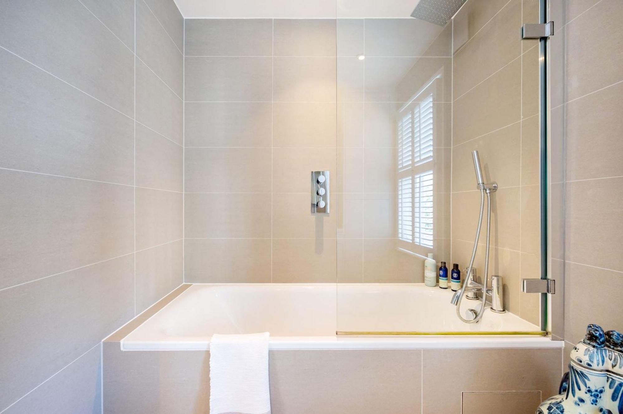 Highlife And Islington - By Out Of Office Lifestyle *