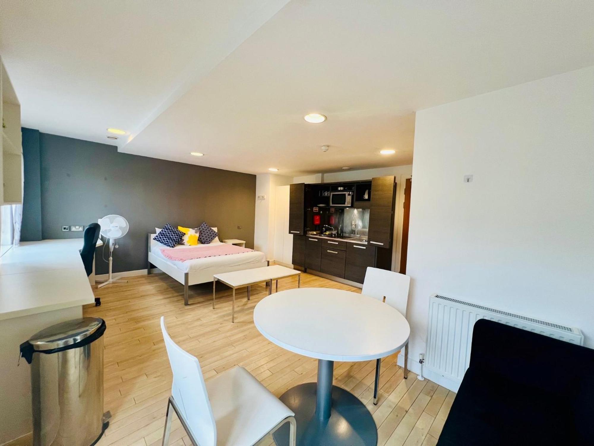 Stuhomes - Arundel House London