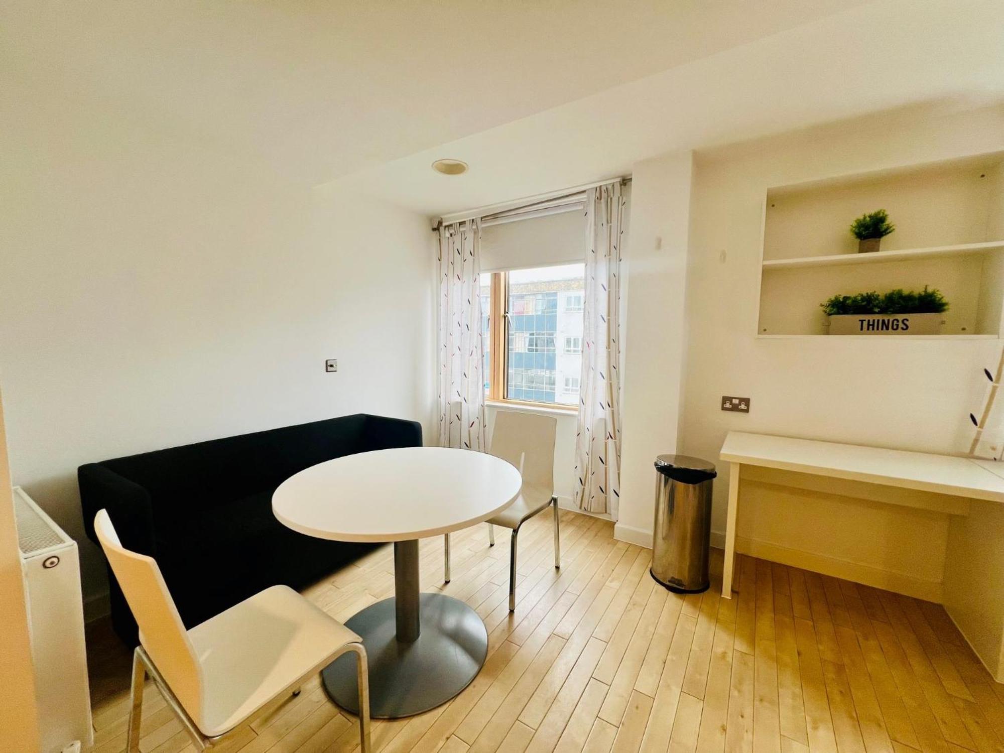 Stuhomes - Arundel House * London