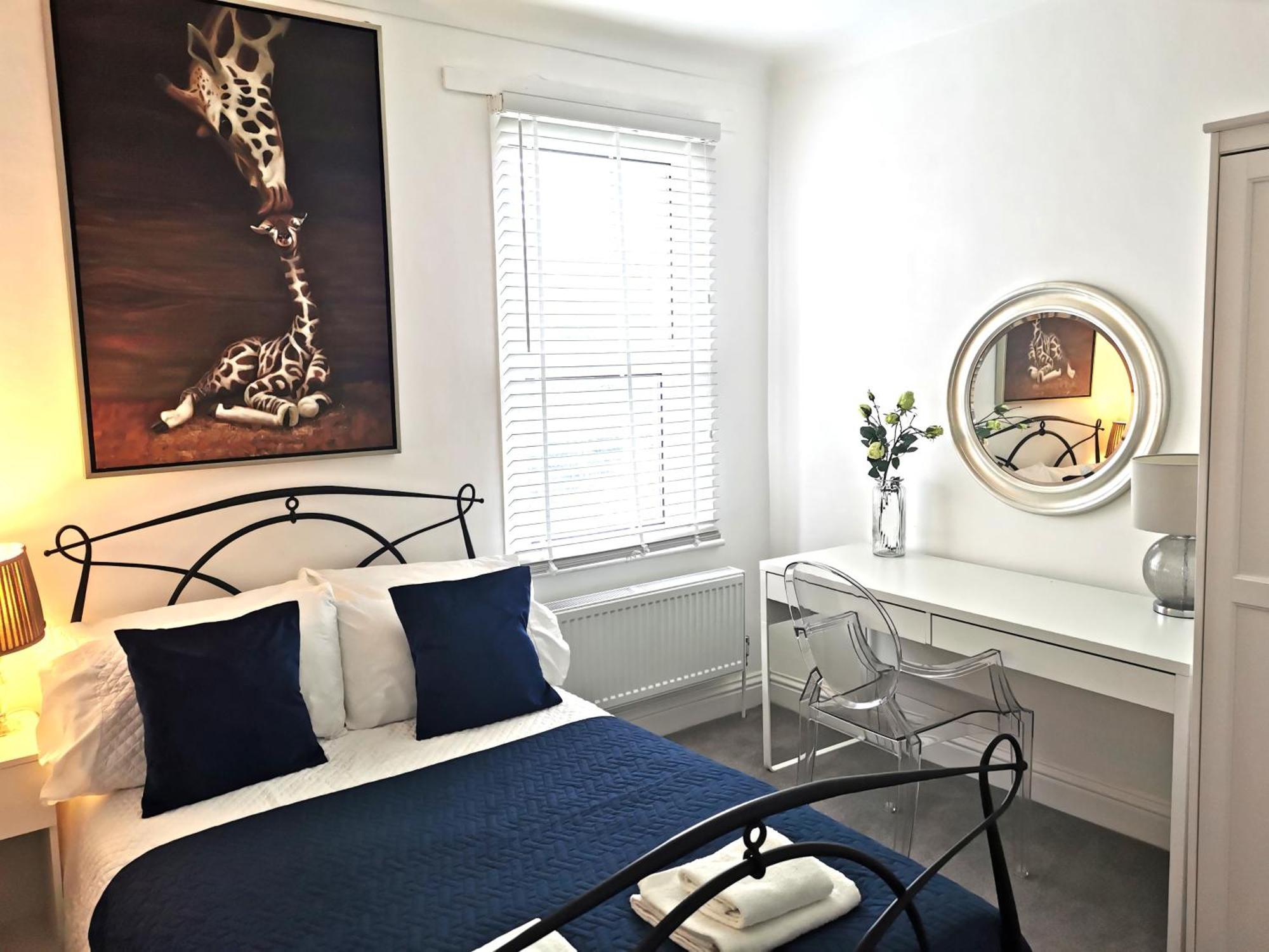 Ferienhaus No 10 Spacious 2-bedroom House In Stratford With Parking For Up To Six