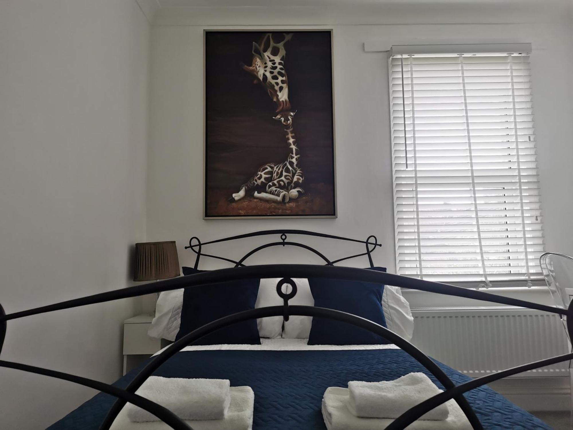 Ferienhaus No 10 Spacious 2-bedroom House In Stratford With Parking For Up To Six London