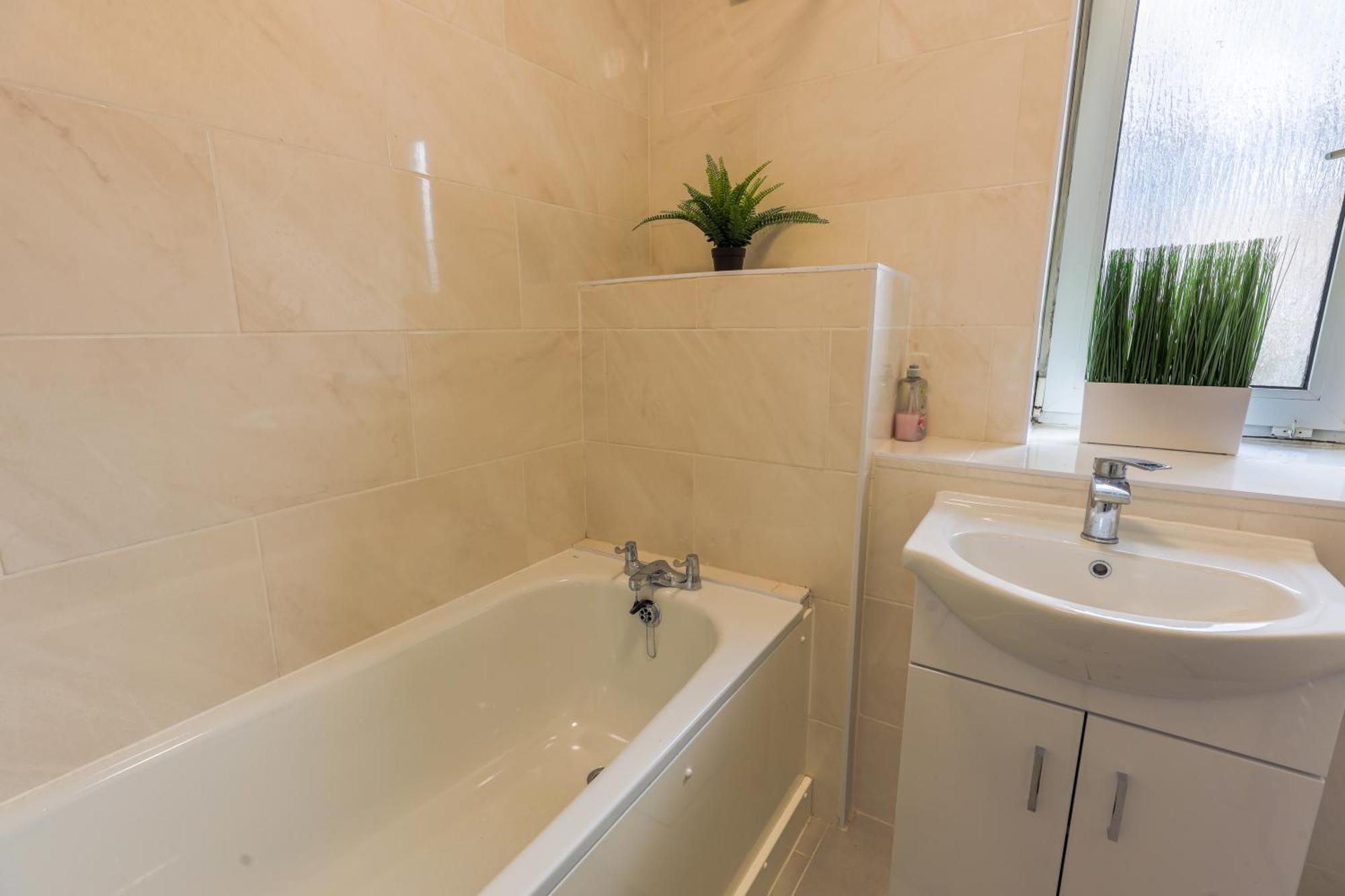 Pensión Opulent Heights 5*