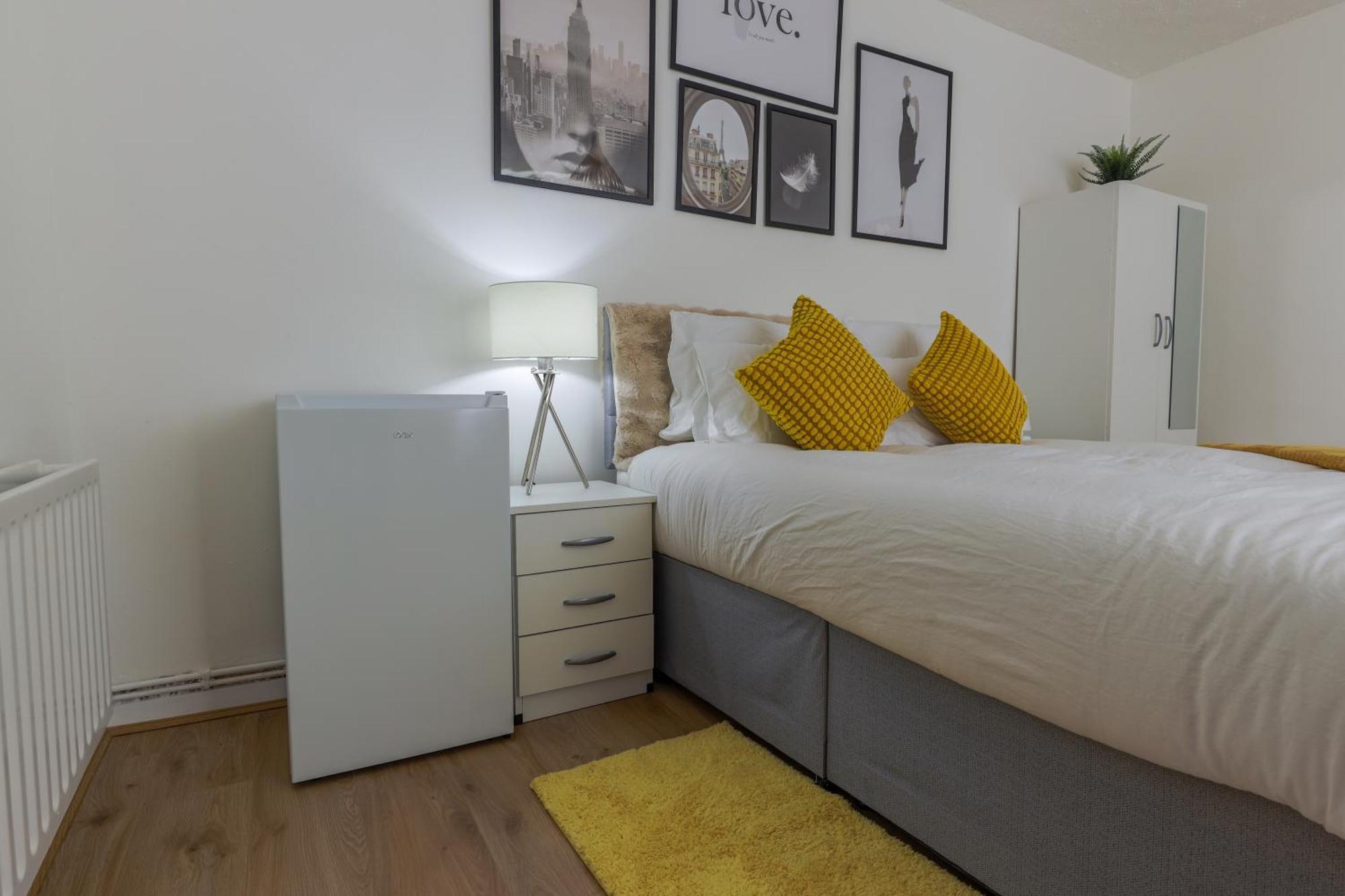Pensión Opulent Heights 5*
