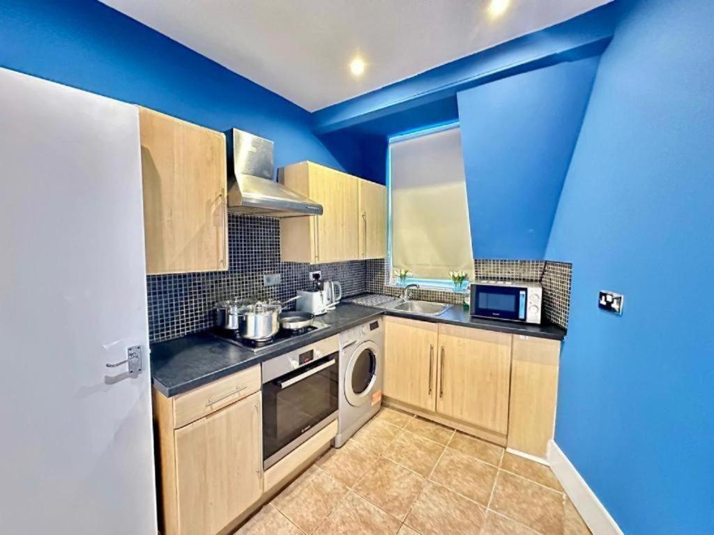 Three Bedroom Near Eye Londres