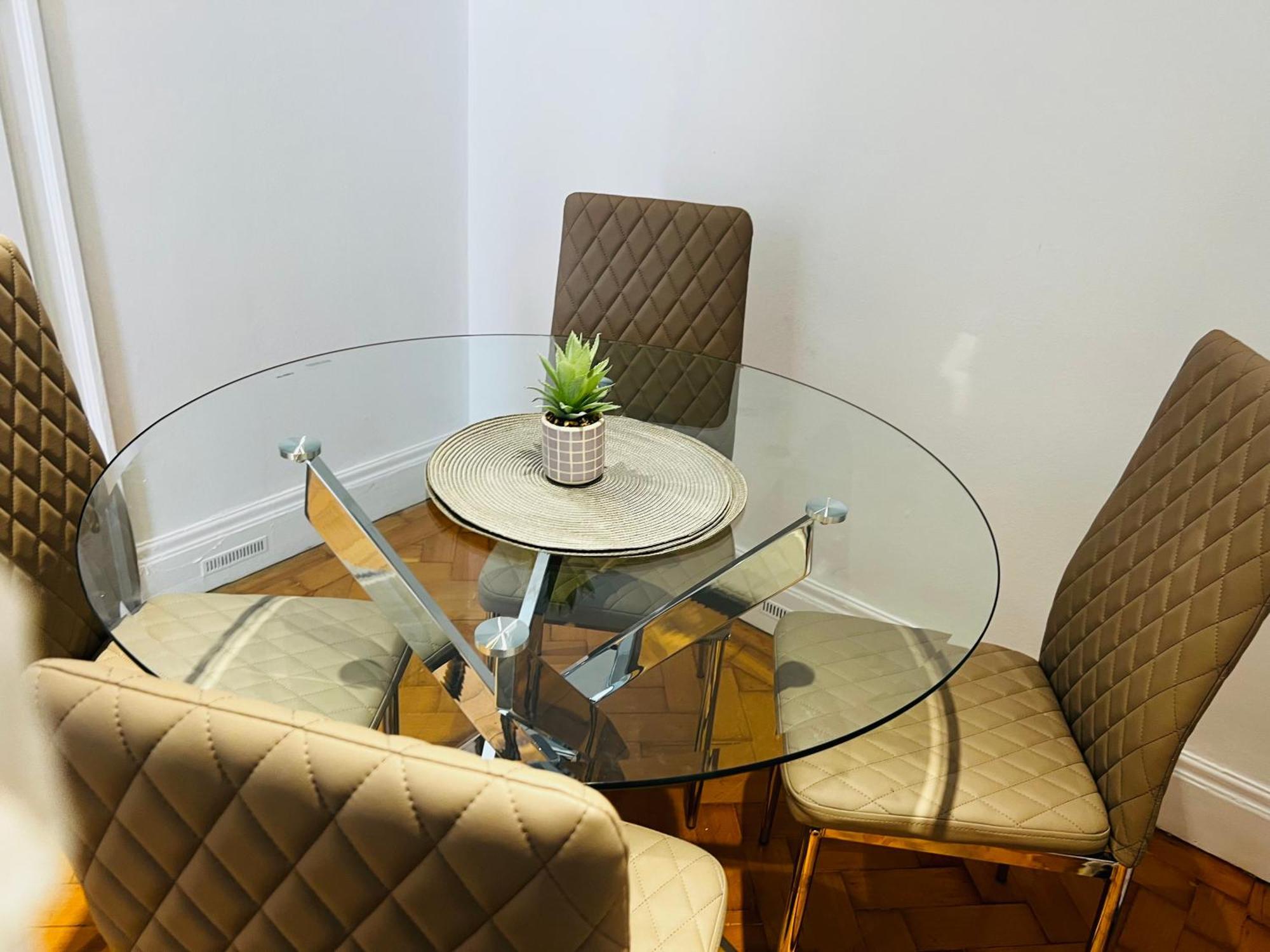 Lovely Apartment- Long Stayer Welcome Apartment *