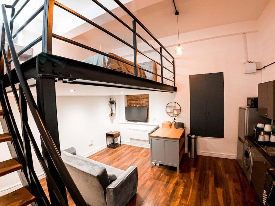 Apartment House With Garden Stoke Newington *