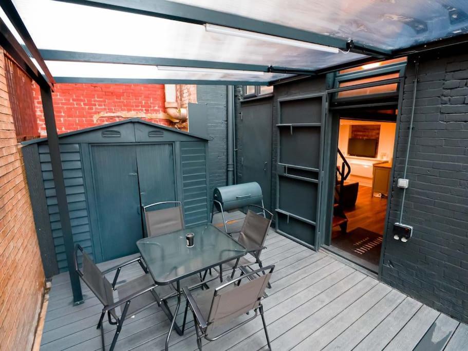 House With Garden Stoke Newington * London