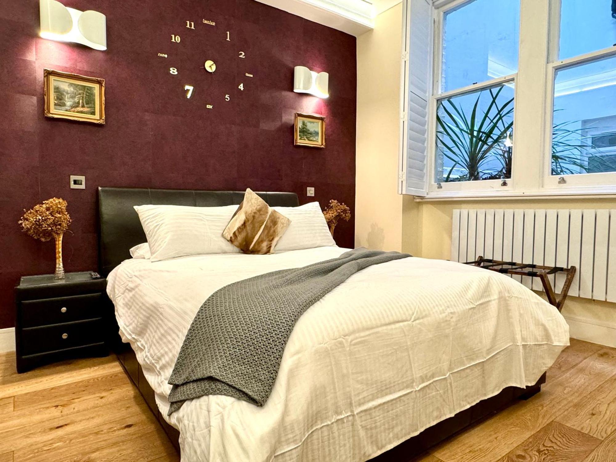 2 Bedroom In * Londen