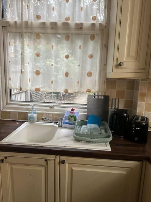 Apartment Amazing Wood Street Ground Floor Flat A