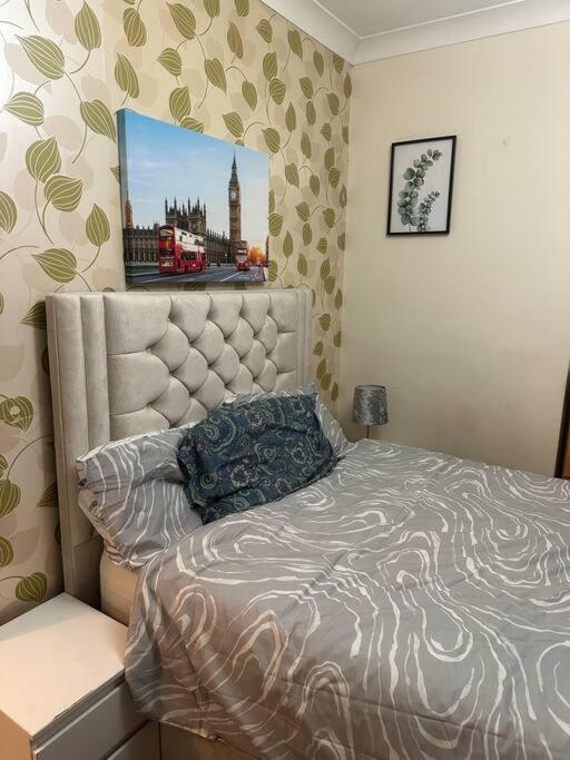 Amazing Wood Street Ground Floor Flat A London