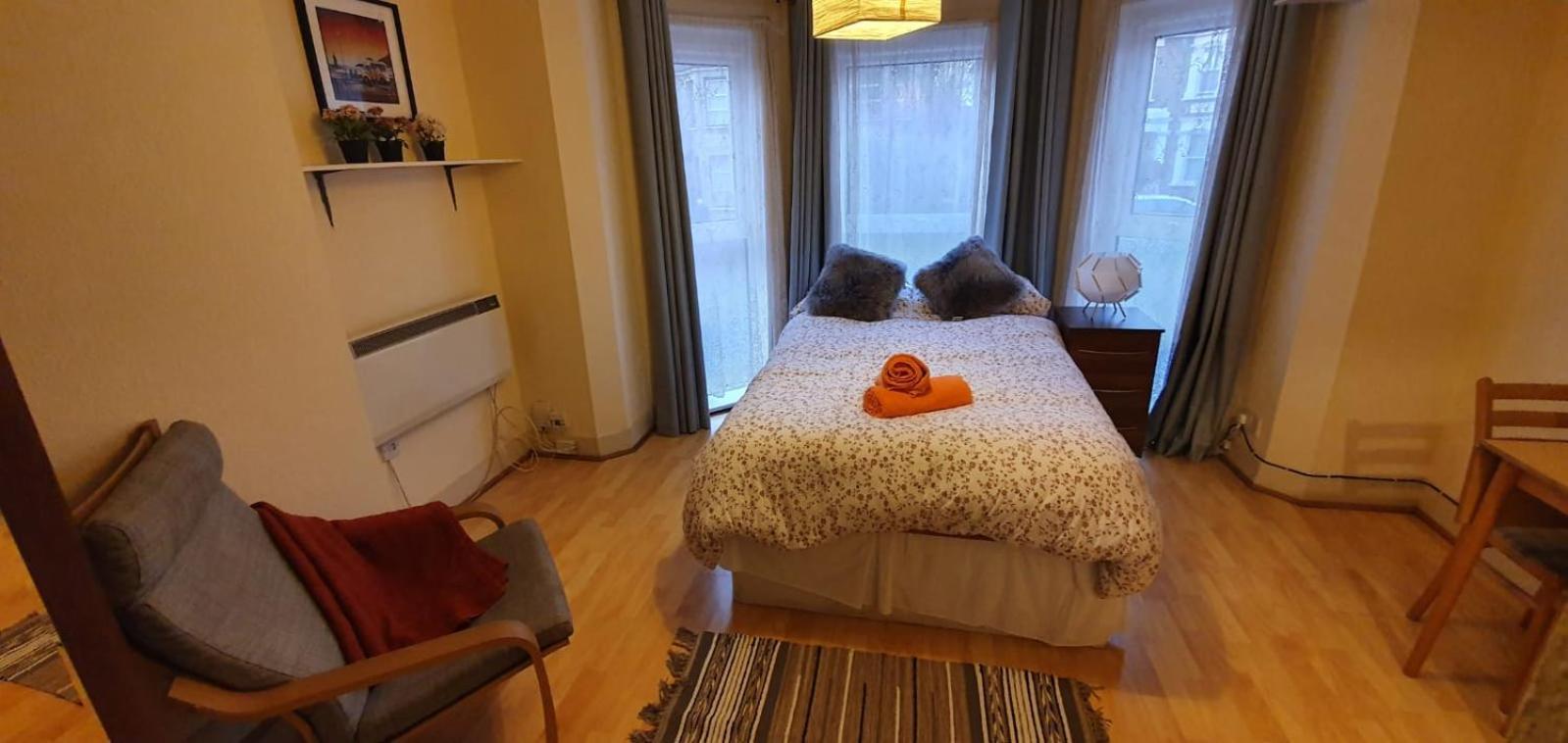 Apartahotel St Pauls Studio 24