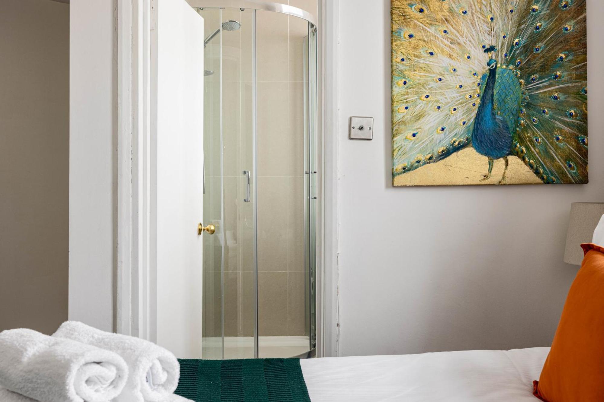 Picktheplace Lancaster Gate Apartment *