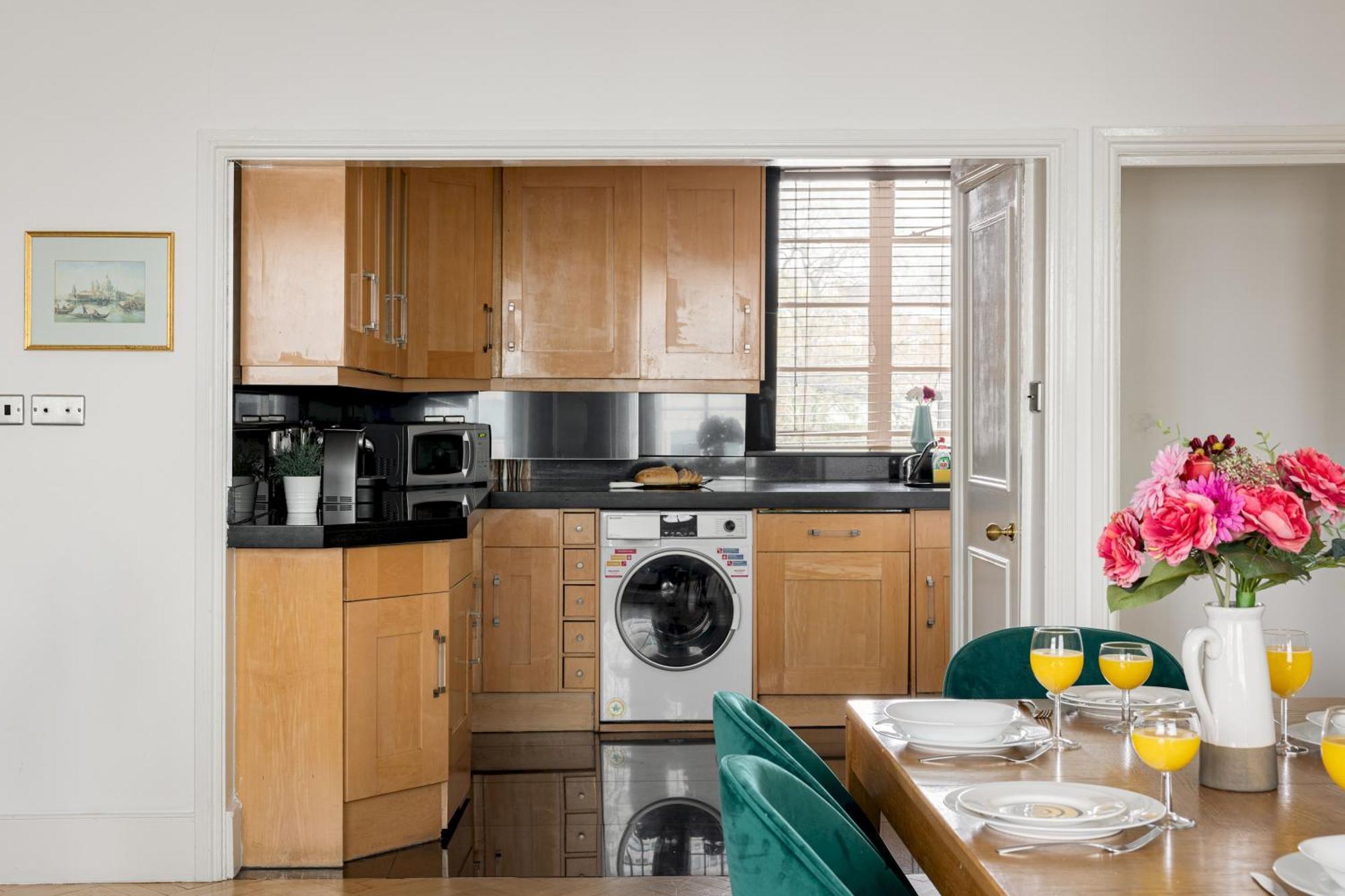Picktheplace Lancaster Gate Apartment *