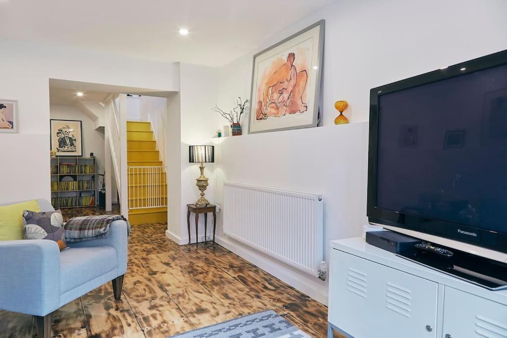 Stylish Family In Artsy Se Holiday home *