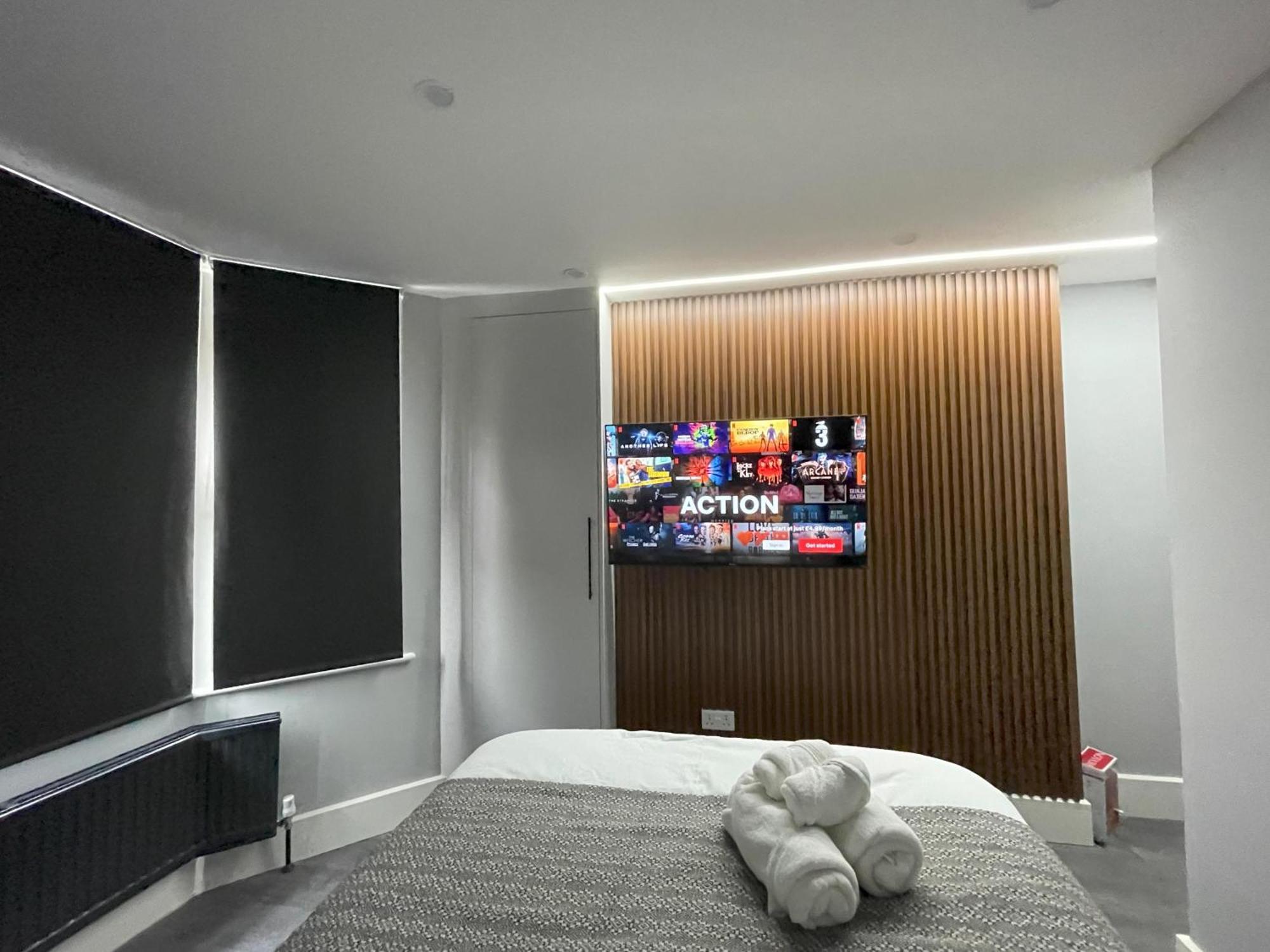 Luxury In Vibrant Area Homestay London