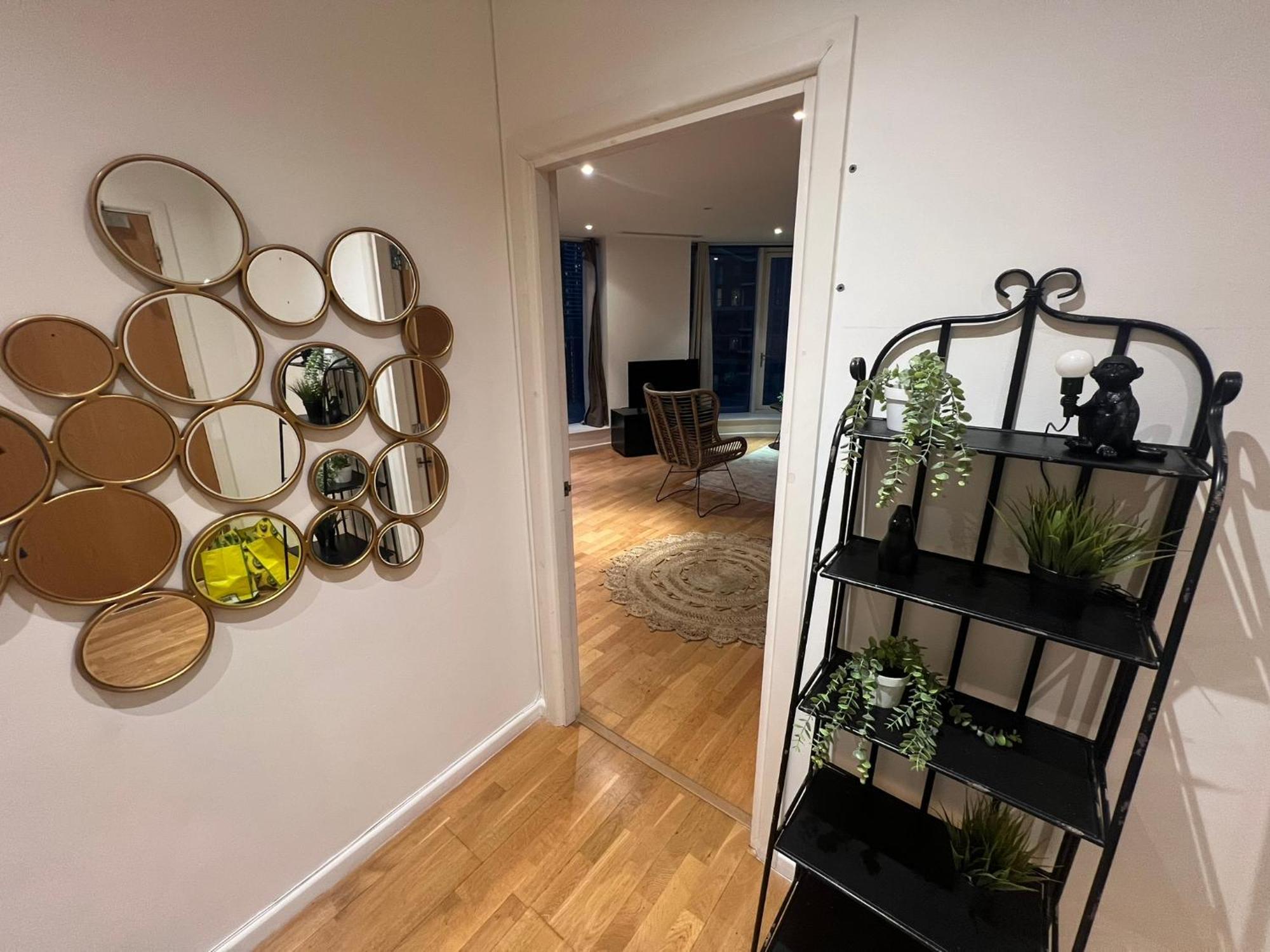 Panoramic View In Canary Wharf Penthouse Leilighet London