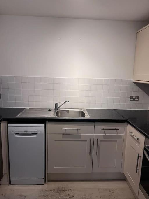 Luxury Two Bed Flat Heart Of Fulham * Londen