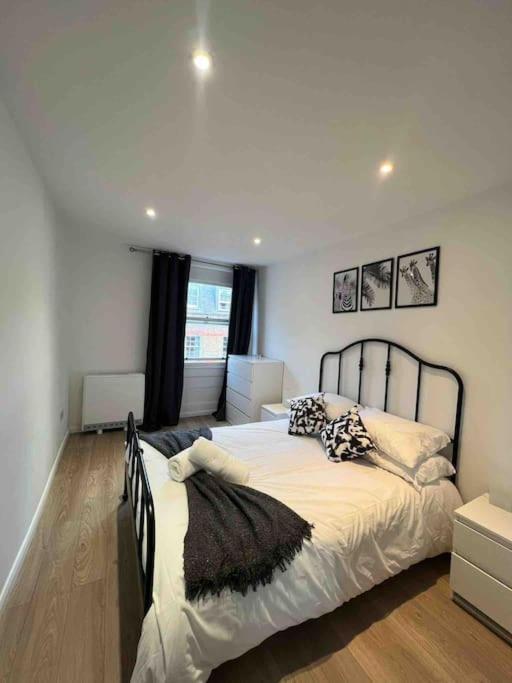 Explore From The Heart Of Soho Appartement Londen