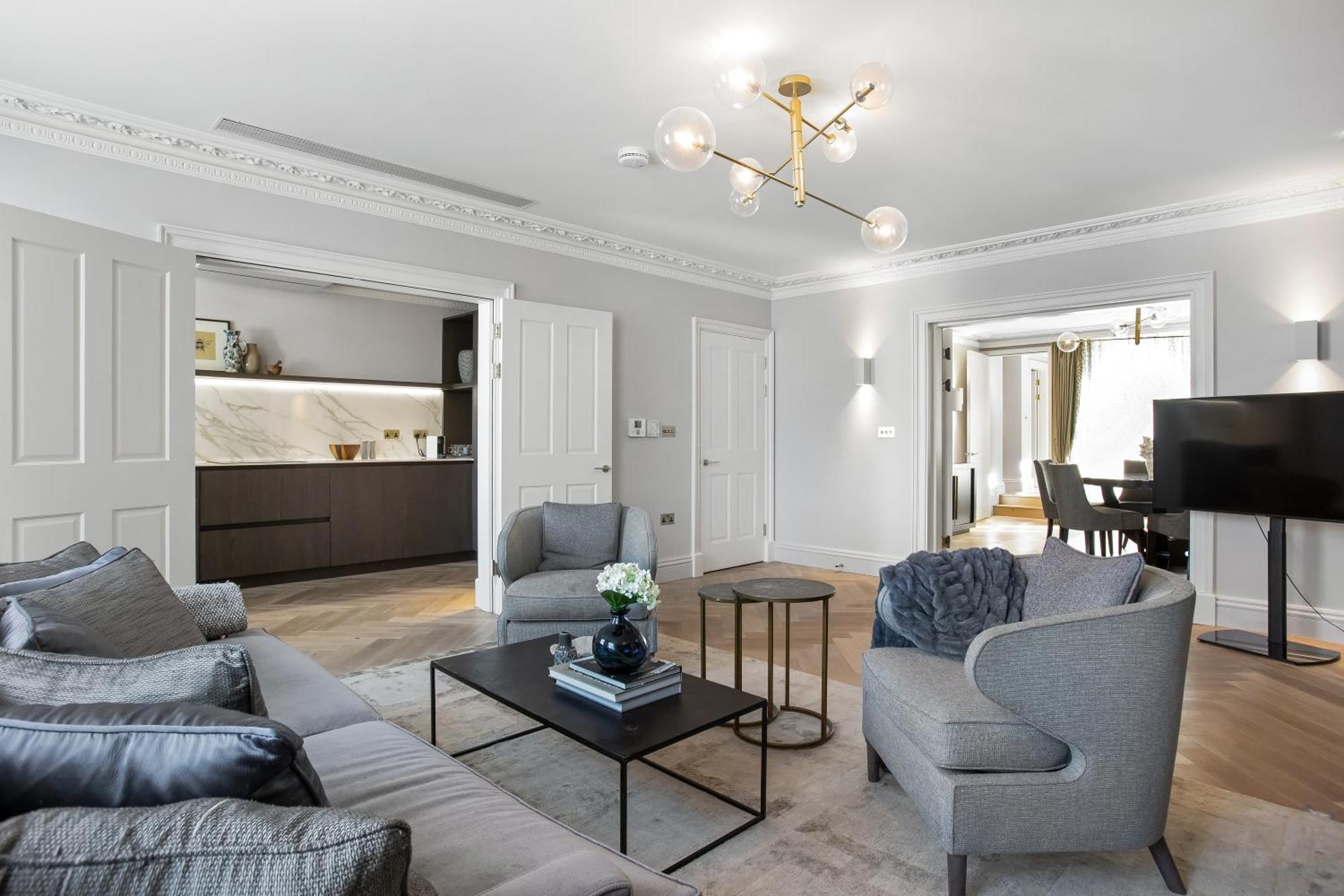 Luxurious Penthouse - Hyde Park- Air Con Apartment London