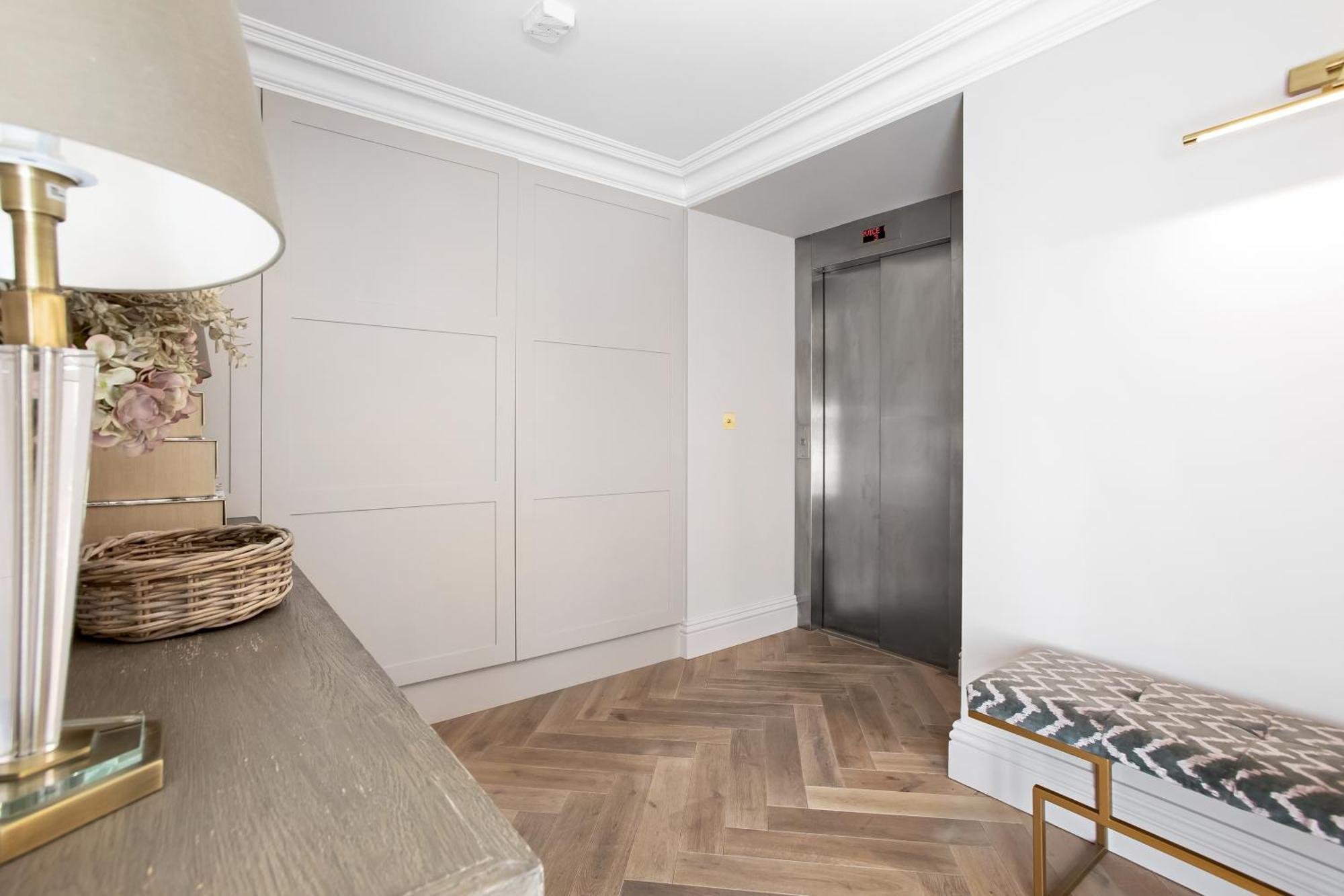Luxurious Penthouse - Hyde Park- Air Con * London