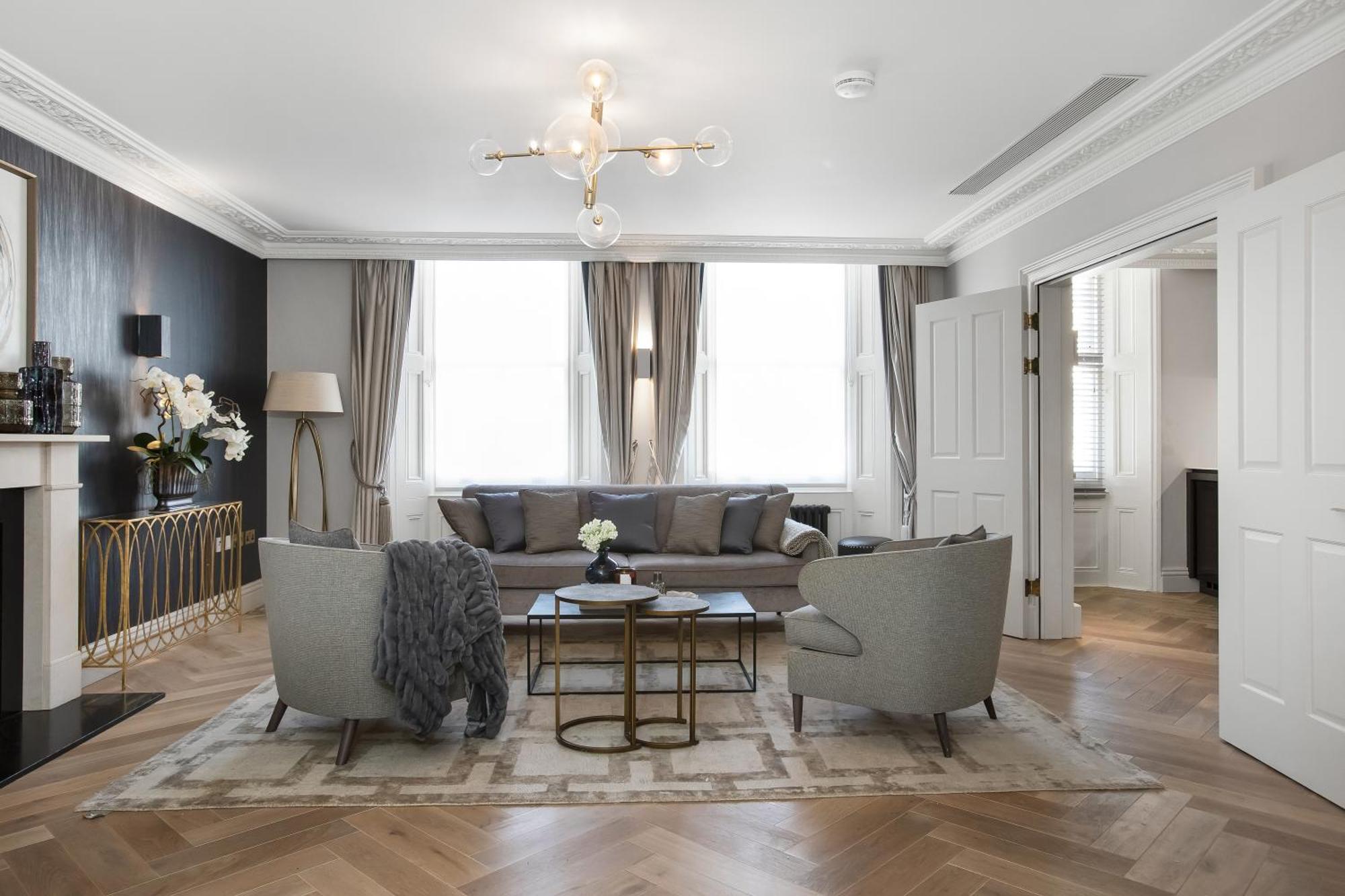 Luxurious Penthouse - Hyde Park- Air Con